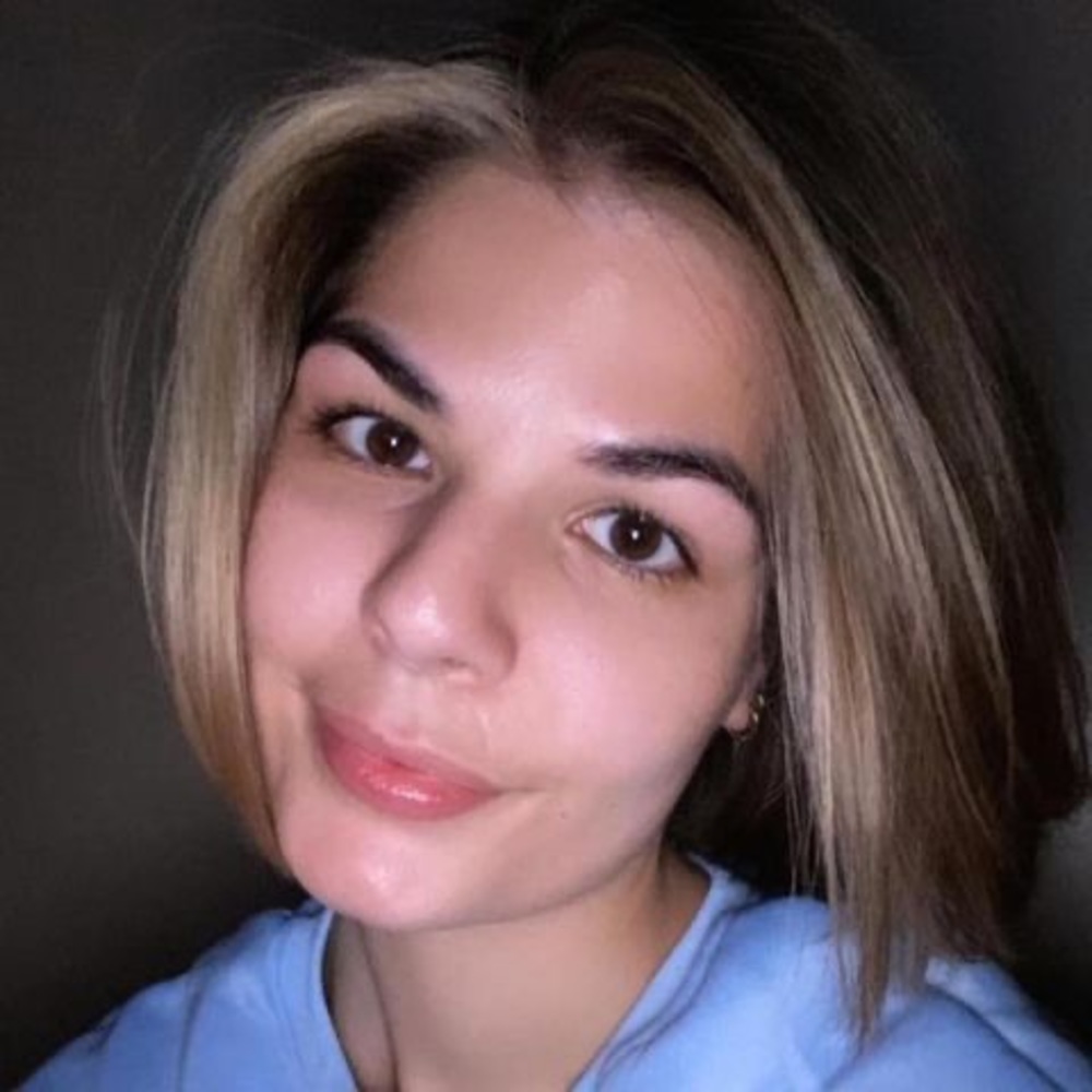 Meet your Posher, Maria